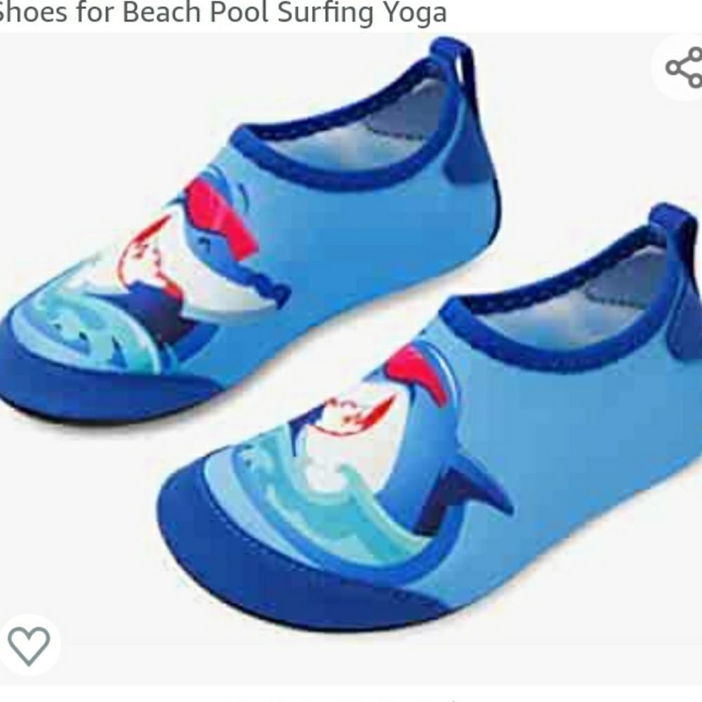 NWT kids water shoes